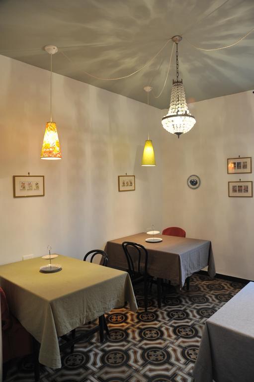 Erasmo Rooms & Breakfast Finale Ligure Exterior photo